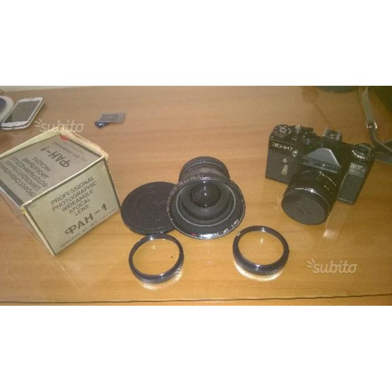 Fotocamera Zenit ET con custodia originale